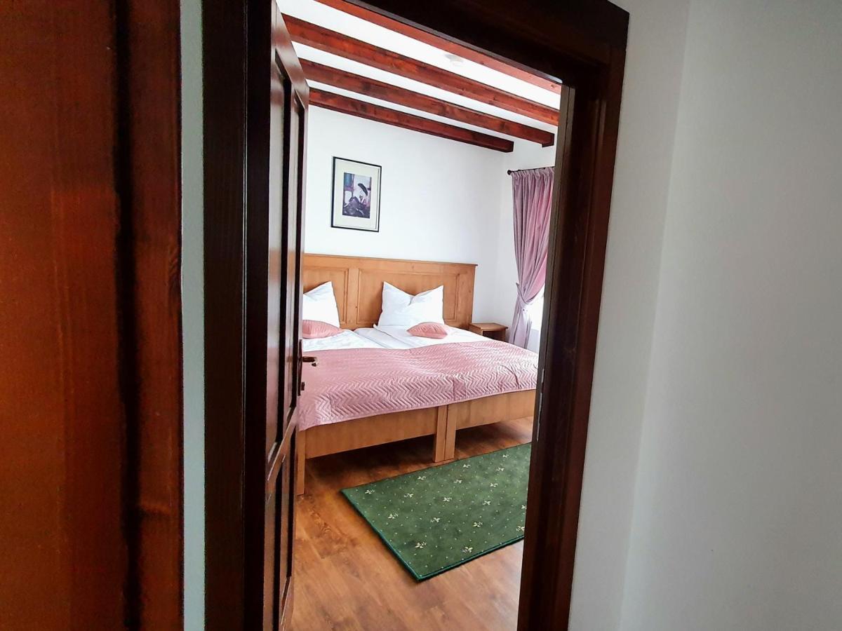 Pensiunea Sonnenhof Sighisoara Ngoại thất bức ảnh