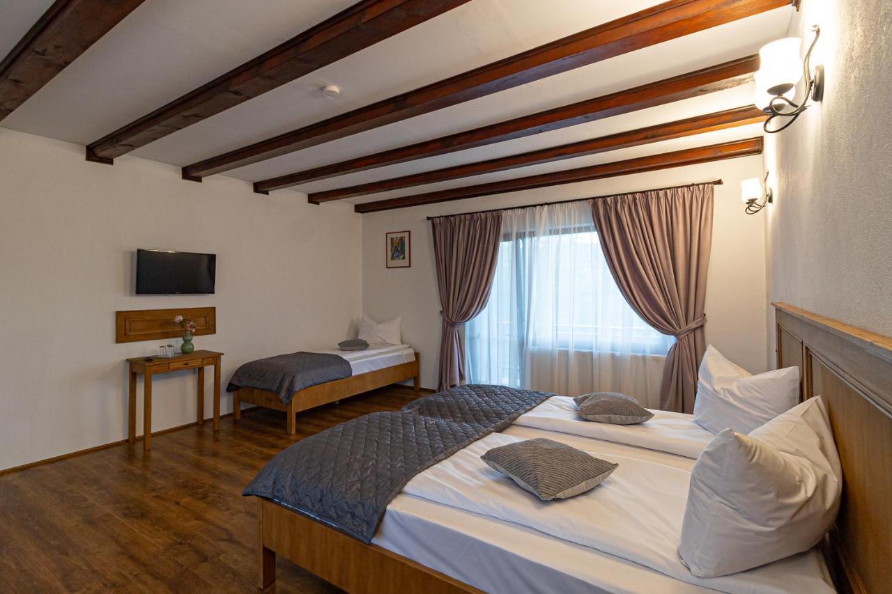Pensiunea Sonnenhof Sighisoara Ngoại thất bức ảnh