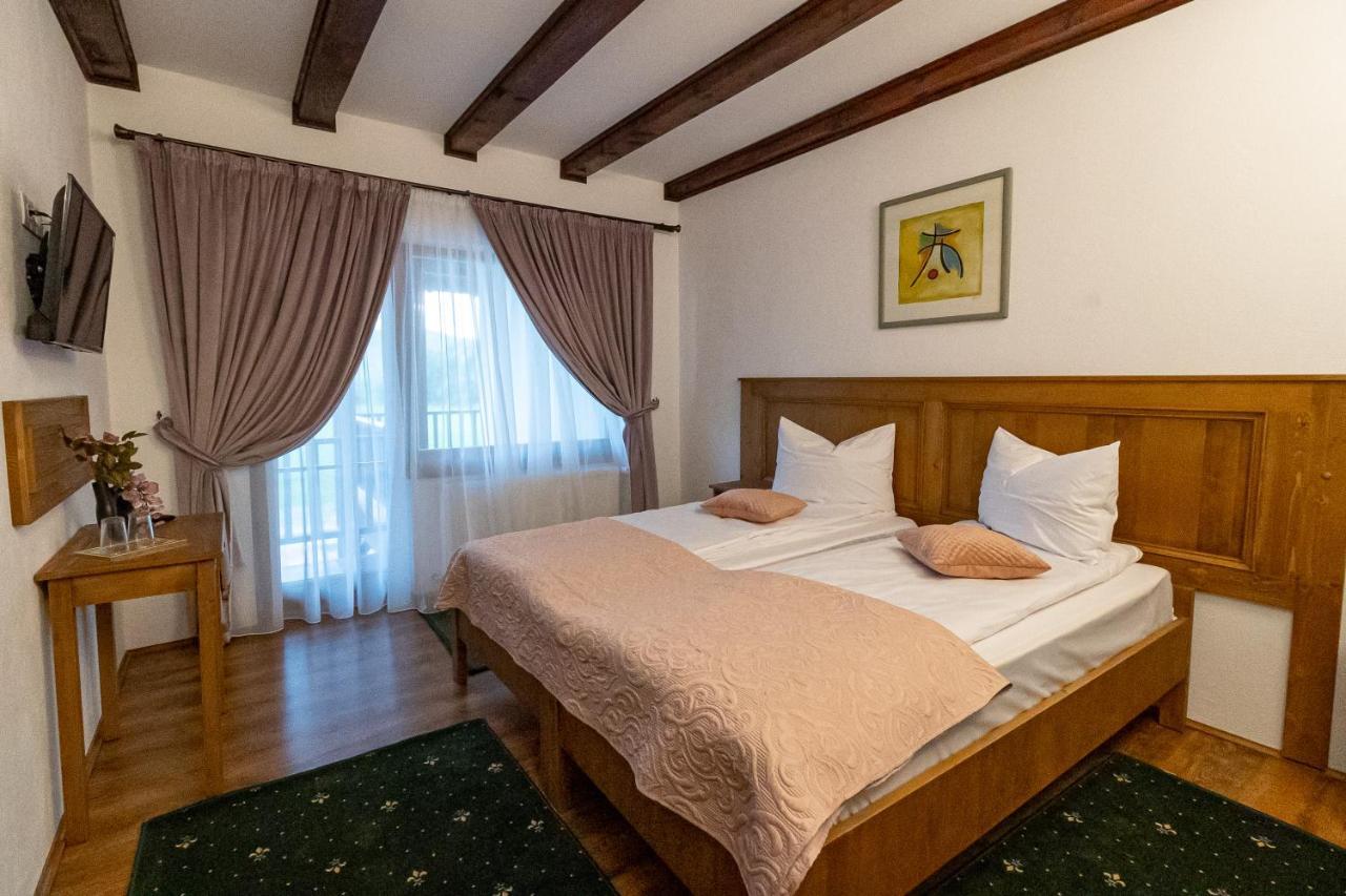Pensiunea Sonnenhof Sighisoara Ngoại thất bức ảnh